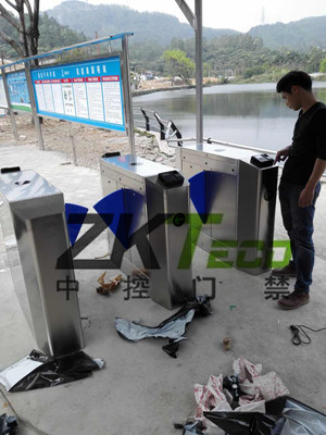 中控门禁公司在天河区安装指纹翼闸、辊闸